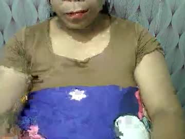 Yummylips_4u Chaturbate stream image from May 13, 2026