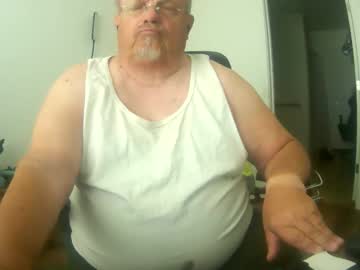 2wheels2balls Chaturbate stream image from May 13, 2026