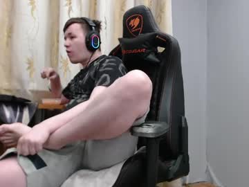 Iliaskrisloveee Chaturbate stream image from May 13, 2026