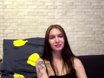 Isarayner Chaturbate stream image from May 13, 2026