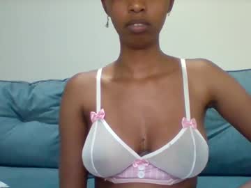 Kitty_Lil23 Chaturbate stream image from May 13, 2026
