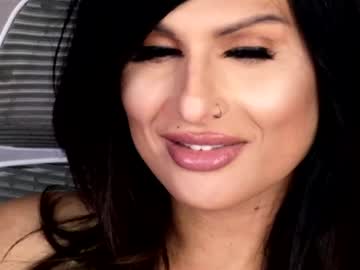 Kxaxmichelle Chaturbate stream image from May 13, 2026
