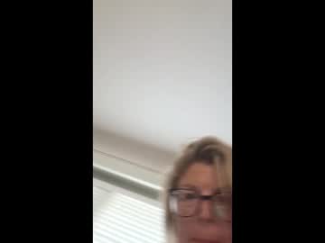 Nextdoorblondes Chaturbate stream image from May 13, 2026