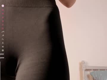 Tyty_Pupu Chaturbate stream image from May 13, 2026