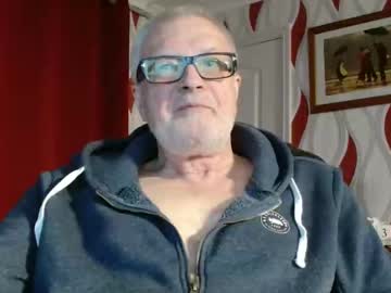 Daddiescockforyou Chaturbate stream image from May 13, 2026