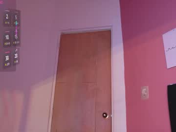 Daddysneakinme Chaturbate stream image from May 13, 2026