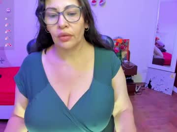 Esmeralda_Milf1 Chaturbate stream image from May 13, 2026