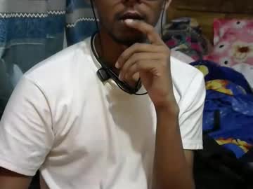 Moso999 Chaturbate stream image from May 13, 2026