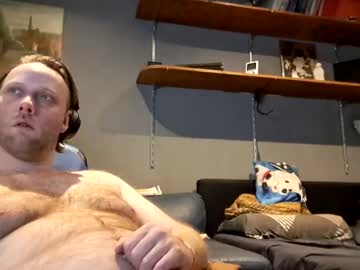 Geilewaalwijker33 Chaturbate stream image from May 13, 2026