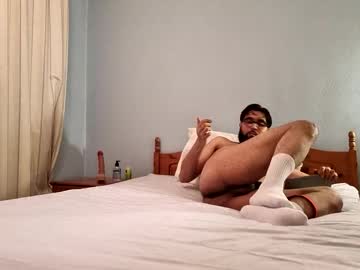 Chubbybottomdesi Chaturbate stream image from May 14, 2026