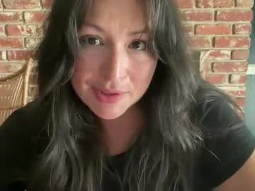 Jellybeanin Chaturbate stream image from May 14, 2026