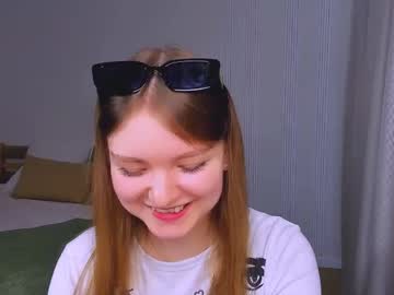 Charminglookeva Chaturbate stream image from May 14, 2026