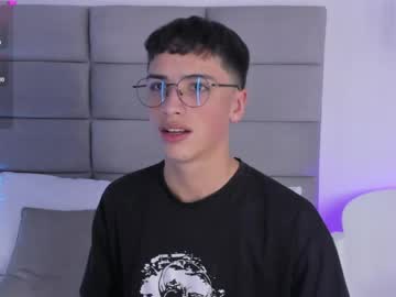 Joshclaarktt Chaturbate stream image from May 14, 2026