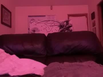 Mackincaliallday Chaturbate stream image from May 14, 2026