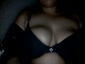 Bubblgum3 Chaturbate stream image from May 14, 2026