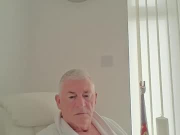 She52 Chaturbate stream image from May 14, 2026