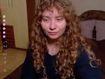Milounee Chaturbate stream image from May 14, 2026