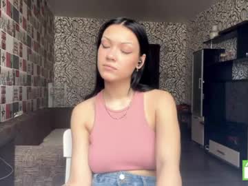 Alexiaficke Chaturbate stream image from May 14, 2026