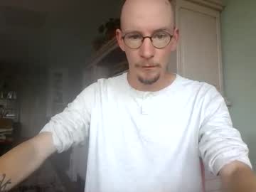 Cum_Swallow_Bi Chaturbate stream image from May 14, 2026