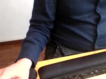 Esclavo_Hot Chaturbate stream image from May 14, 2026