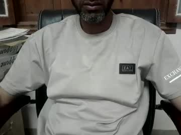 Avrilogx Chaturbate stream image from May 14, 2026