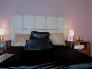 Bella_Vesper Chaturbate stream image from May 14, 2026