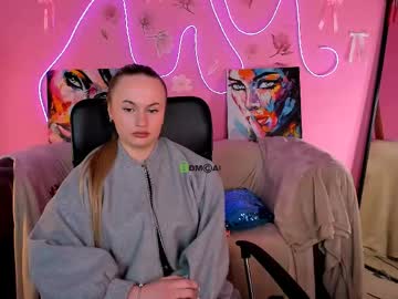 Cristin_Kisses Chaturbate stream image from May 14, 2026