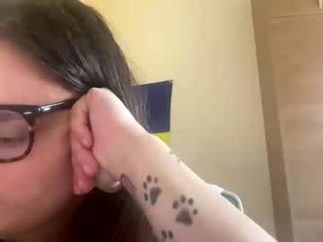 Katia9986 Chaturbate stream image from May 14, 2026