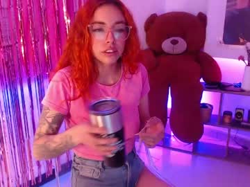 Redgirrl_77 Chaturbate stream image from May 14, 2026