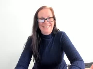 Verysassypeachgoddess Chaturbate stream image from May 14, 2026