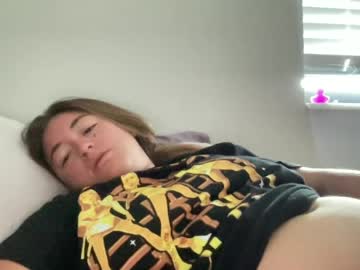 Brattylittlelion Chaturbate stream image from May 14, 2026