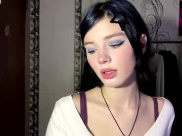 Nydiamanke Chaturbate stream image from May 14, 2026