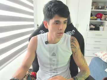 Dantedecentralized Chaturbate stream image from May 14, 2026