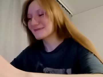 Glennisbreck Chaturbate stream image from May 14, 2026