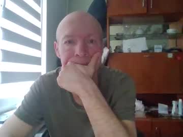 Krzybon71 Chaturbate stream image from May 14, 2026