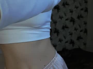 Melissacrystall Chaturbate stream image from May 14, 2026