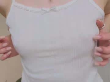 Cuute_Angell Chaturbate stream image from May 14, 2026