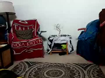 Lukin4older Chaturbate stream image from May 14, 2026