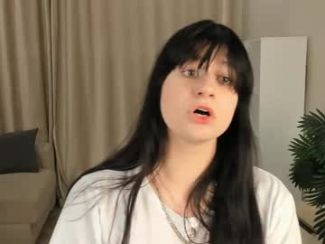 Marianmollberg Chaturbate stream image from May 14, 2026