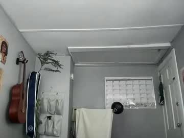 Logan_Shields Chaturbate stream image from May 14, 2026
