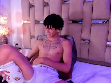 Magnorose Chaturbate stream image from May 14, 2026