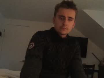 Kiwiii231950 Chaturbate stream image from May 14, 2026