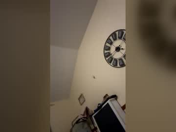 Triago86 Chaturbate stream image from May 15, 2026
