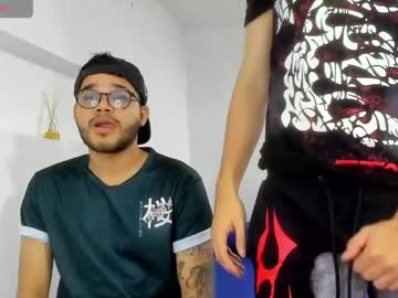 Temptingroyals Chaturbate stream image from May 15, 2026
