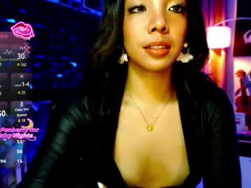 Louisassy Chaturbate stream image from May 15, 2026