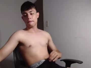 Perez301224 Chaturbate stream image from May 15, 2026