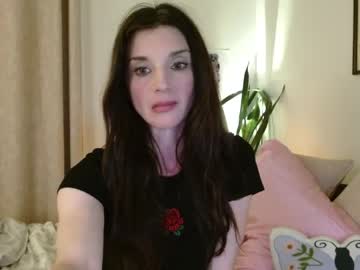 Vivienne_Rose Chaturbate stream image from May 15, 2026