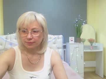 Laurenwishy Chaturbate stream image from May 15, 2026