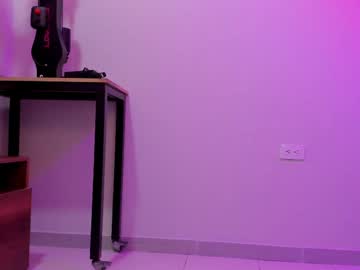 Rose_Smitth Chaturbate stream image from May 15, 2026