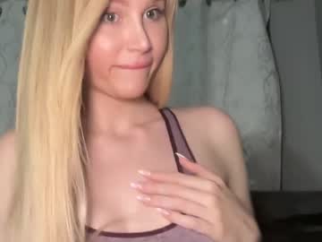 Stellacummings Chaturbate stream image from May 15, 2026